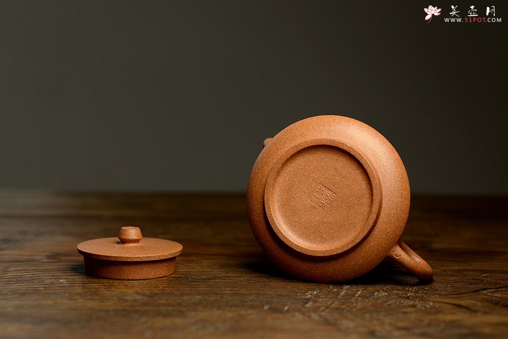 紫砂壶图片：朱牧清新品 古朴文气 线条流畅 精致作品 柱础 - 美壶网