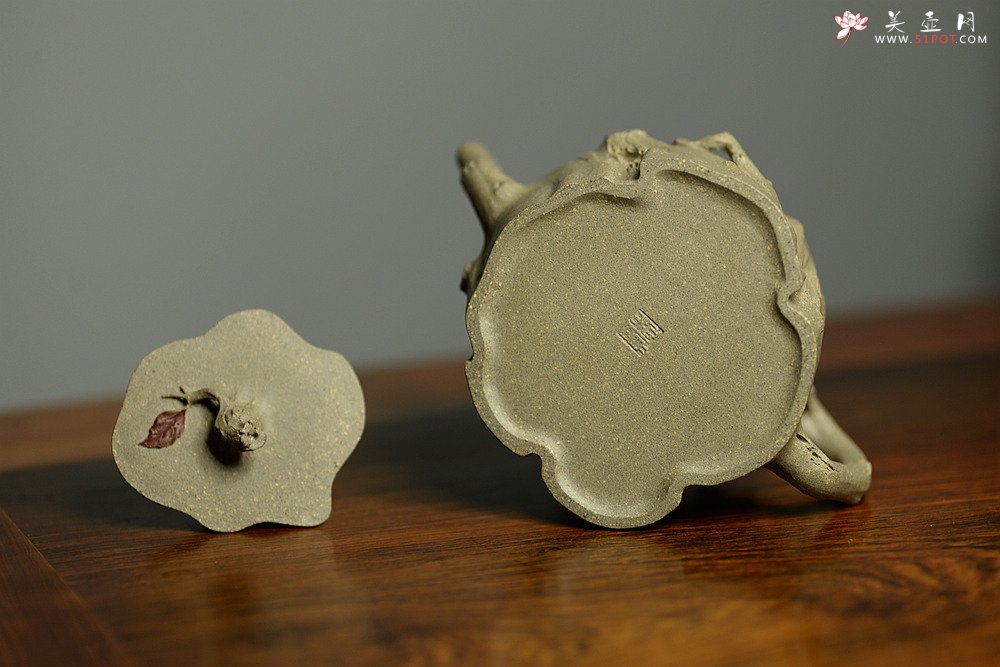 紫砂壶图片：学院派风格~ 郑志贤全手作品 秋吟 一缕秋风迎面来~ - 美壶网