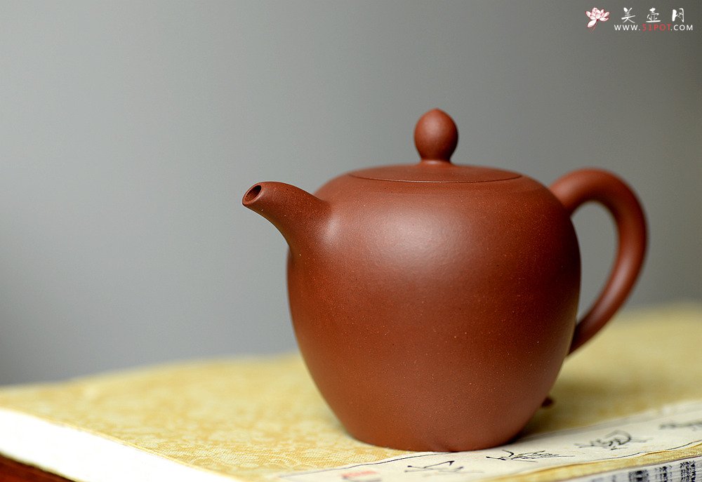 紫砂壶图片：曲峰老师全手精品之美人肩 亭亭玉立 娇俏可人 - 美壶网