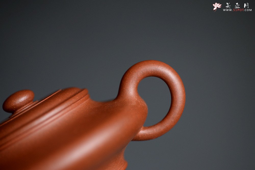 紫砂壶图片：国师顾小英作品 线条流畅 实用精品 水扁 绿茶知音 优质清水泥 - 美壶网