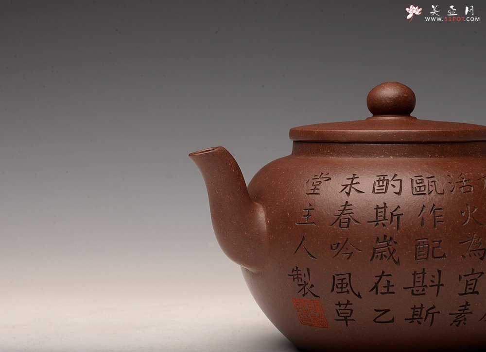 紫砂壶图片：张听钢精刻之作 全手平盖莲子 摹古清.申锡 耐品古朴 - 美壶网