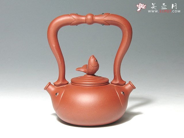 紫砂壶图片：双鱼提梁 - 美壶网