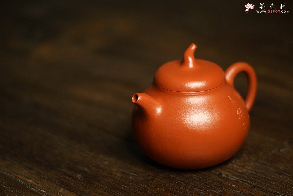 紫砂壶图片：传统器形 白云一片去悠悠~敦厚可人  全手茄段 - 美壶网