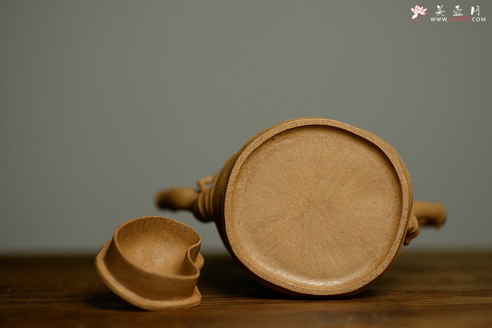 紫砂壶图片：林秀明最新作品 全手精品 文雅十足  清逸套组 一壶竹韵~ - 美壶网