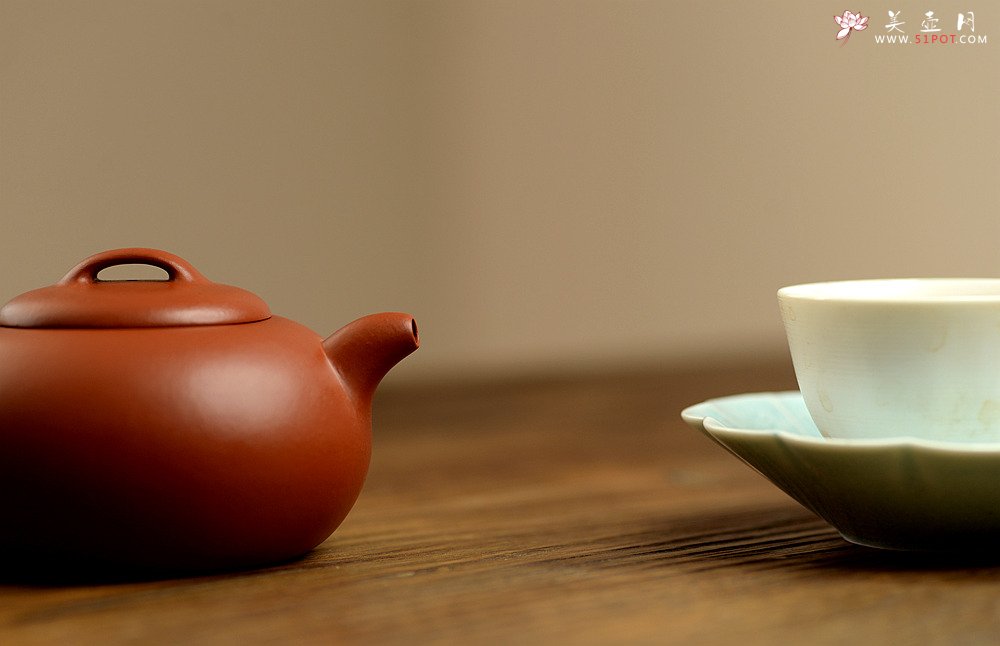 紫砂壶图片：徐亚春作品 实用性强 优质朱泥 娇艳可人 红泉 - 美壶网