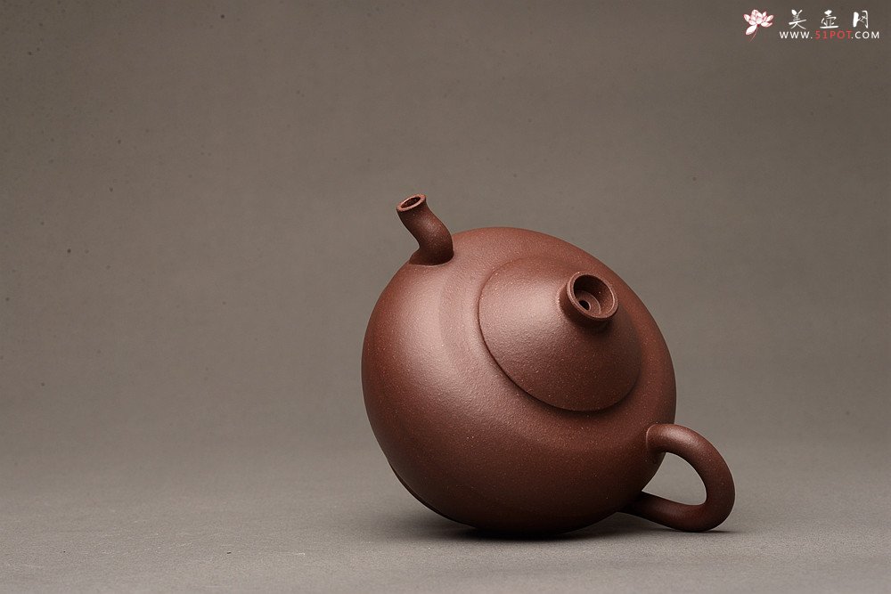 紫砂壶图片：詹黎明全手新作 古朴稳重 颇具个性 陶瓮 做工精致 - 美壶网