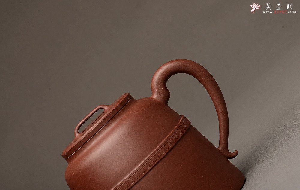 紫砂壶图片：古朴大气 潘小东全手新作 全手岱琮 挺拔俊秀  - 美壶网