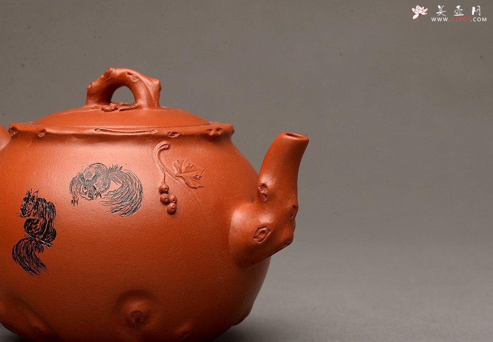 紫砂壶图片：朱牧清新品 葡萄壶 实用花货 原矿赵庄朱泥 难度颇大 - 美壶网