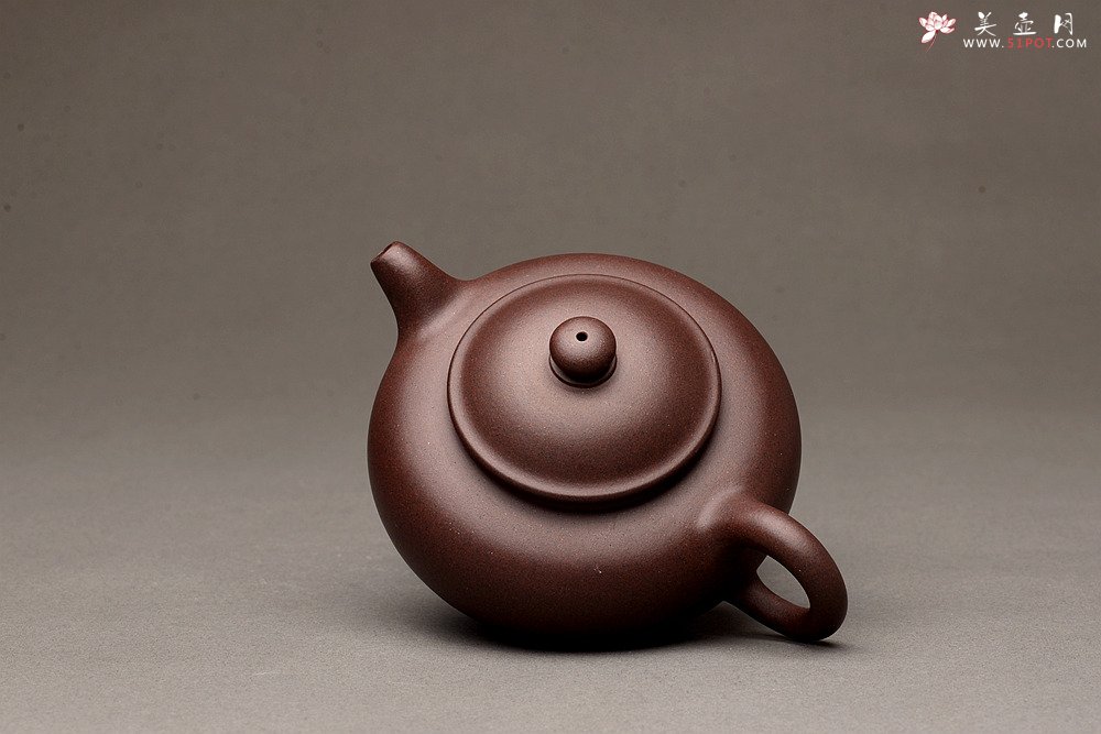 紫砂壶图片：美壶特惠 泓渝山房新品 扁潘壶 有趣实用 - 美壶网