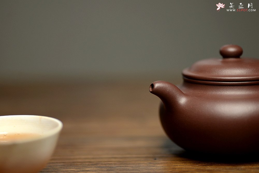 紫砂壶图片：秀雅风格 原矿优质紫泥  全手小仿古 传统实用小品 - 美壶网