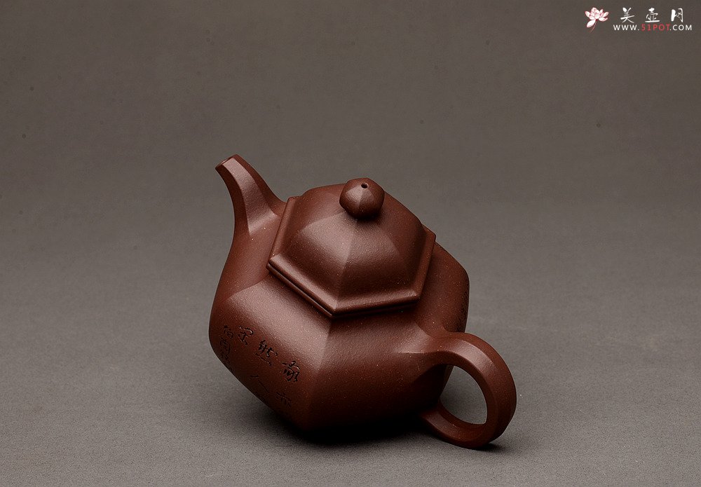 紫砂壶图片：刘世涛新作 紫砂和书画的碰撞~ 文气袭人 全手六方掇球 证书是壶之拓片 - 美壶网