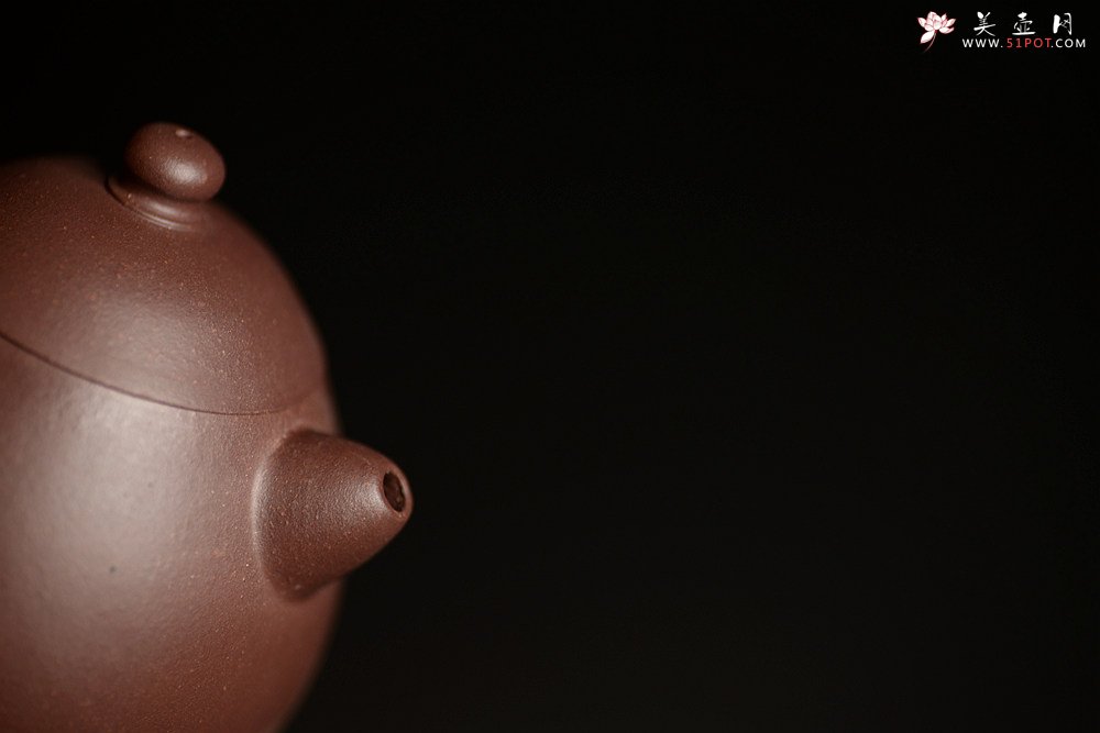 紫砂壶图片：娇小可人 老紫泥 传统经典  全手小文旦 - 美壶网