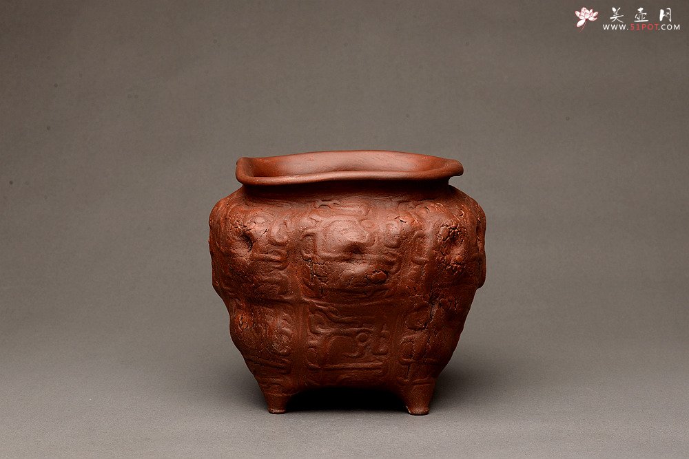 紫砂壶图片：全手文房雅玩之鼎 造型古拙  - 美壶网