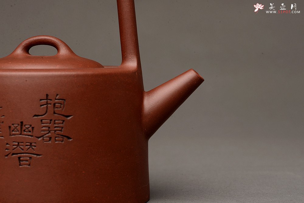 紫砂壶图片：陆逸舟精心装饰 素雅之作 挺拔俊秀 全手曼生提梁  - 美壶网