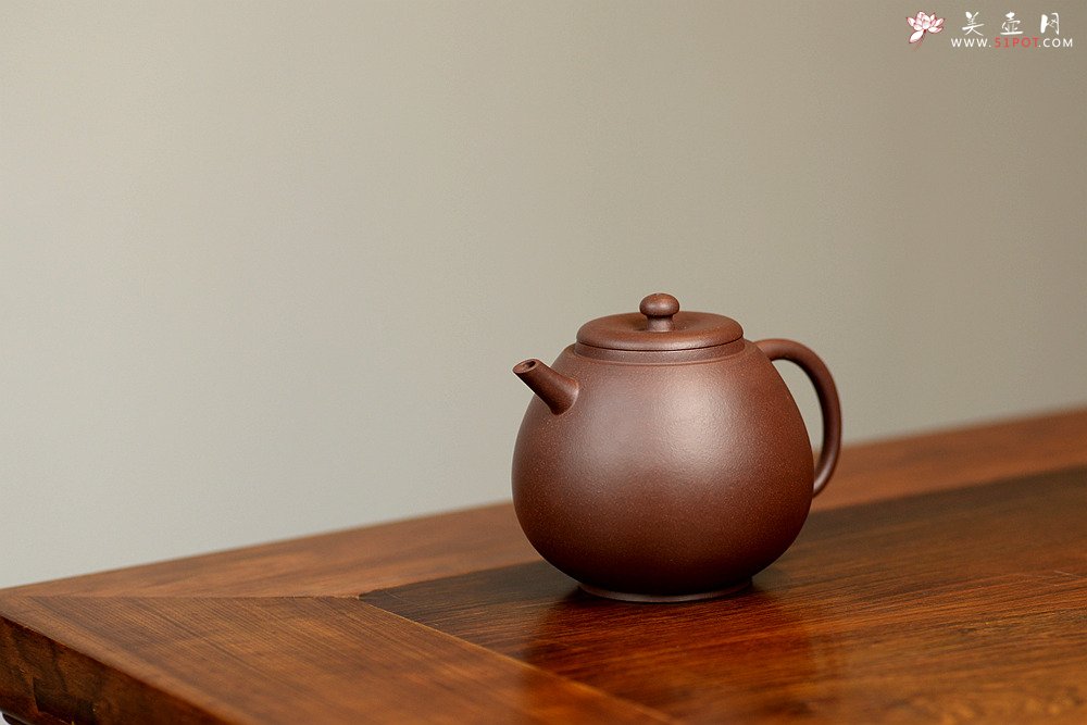 紫砂壶图片：美壶特惠 谭华斌近作 小龙蛋 钢管直流~球孔 古拙有味 - 美壶网