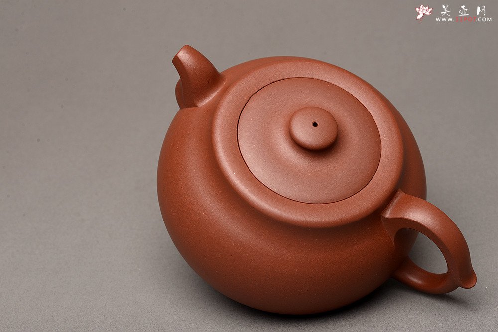 紫砂壶图片：万阗阗最新全手作品 厚重有韵致 线条严谨流畅 大蕴井栏 - 美壶网