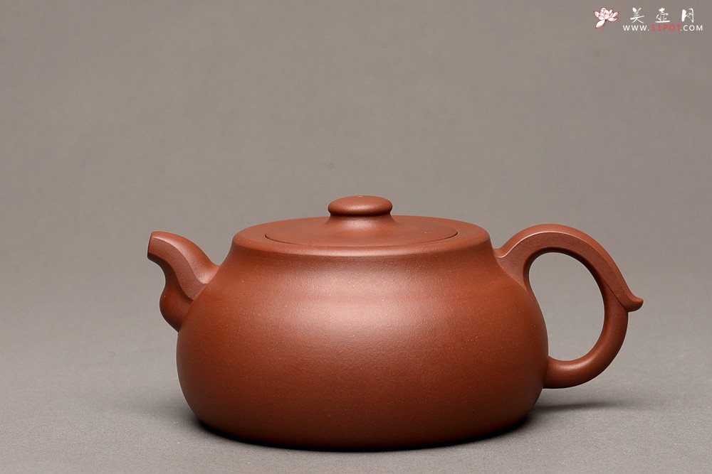 紫砂壶图片：万阗阗最新全手作品 厚重有韵致 线条严谨流畅 大蕴井栏 - 美壶网