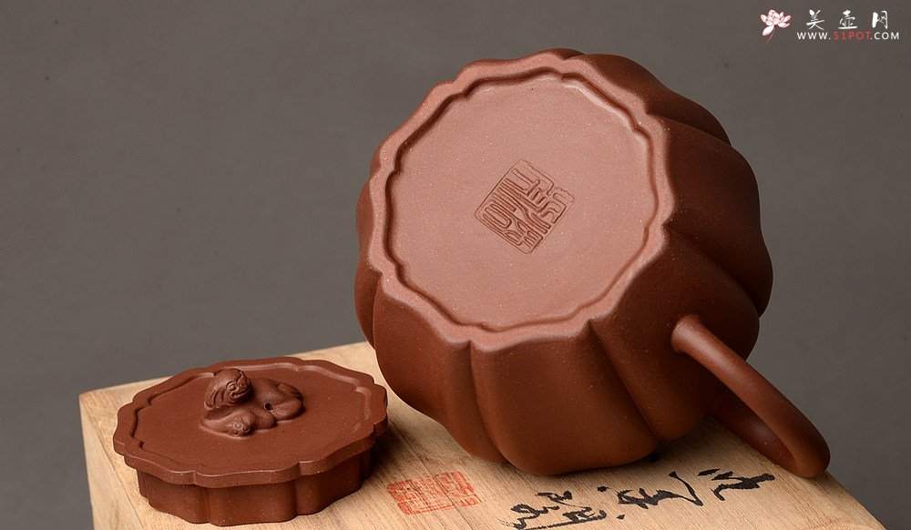 紫砂壶图片：酒虎全手筋囊新作 耐品佳作 做工精致 狮球对壶  推荐~ - 美壶网