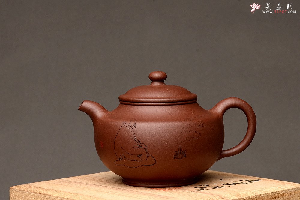 紫砂壶图片：灵巧喜人  宝鼎 - 美壶网