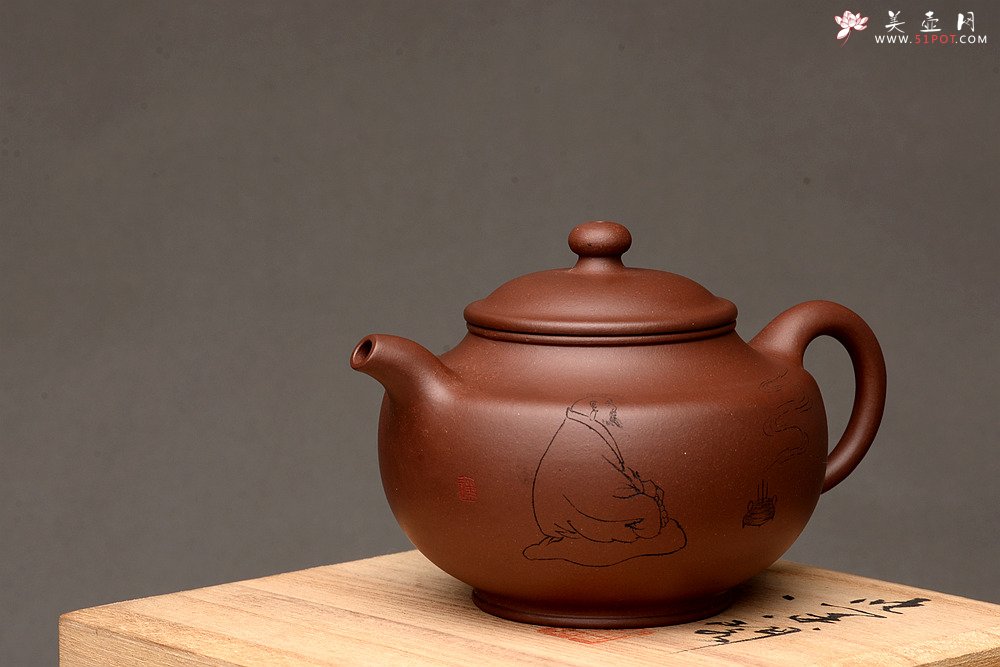 紫砂壶图片：灵巧喜人  宝鼎 - 美壶网