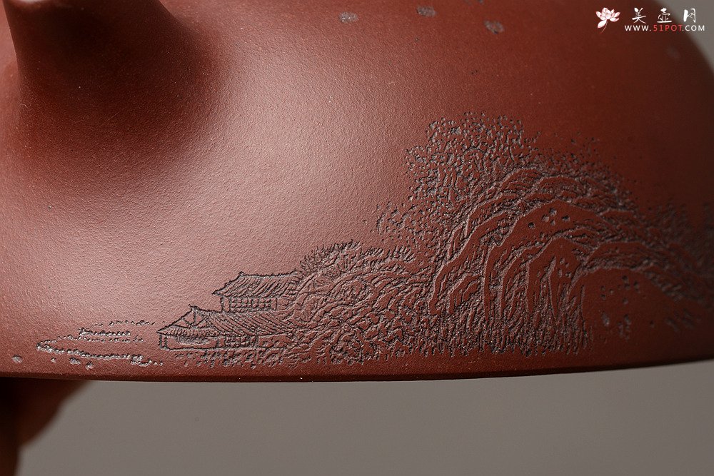 紫砂壶图片： 优质底料 李彦雄通景山水 全手小半月 古体山水 - 美壶网