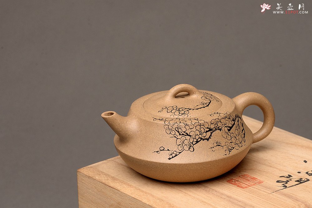 紫砂壶图片：文气之作 扁础 - 美壶网