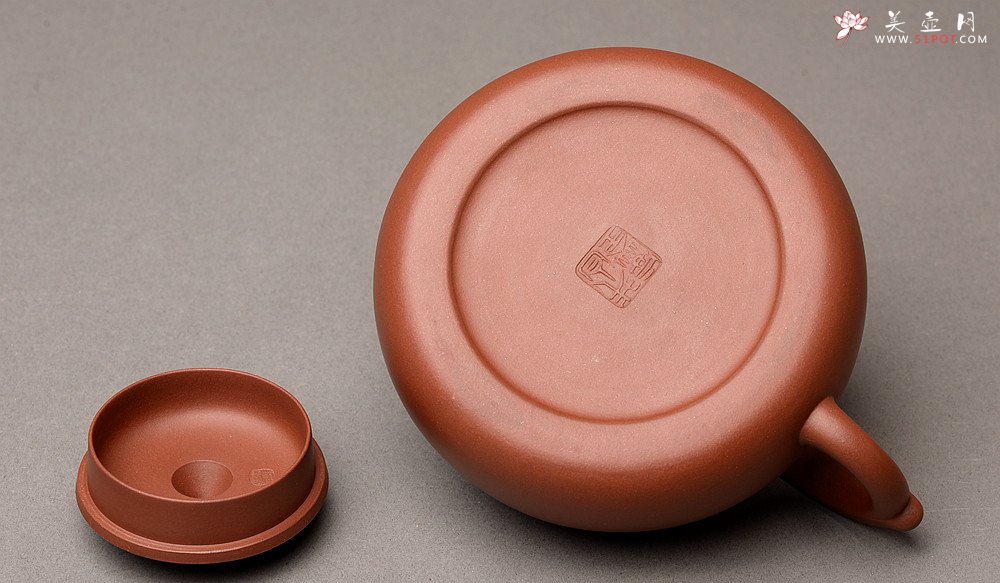 紫砂壶图片：万阗阗最新全手作品 厚重有韵致 线条严谨流畅 大蕴井栏 - 美壶网