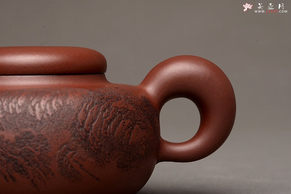 紫砂壶图片：李彦雄精刻山水 道洪风格之全手玉韵  精品之作 - 美壶网