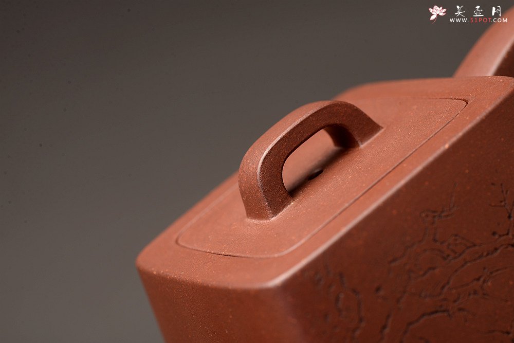 紫砂壶图片：何卫枫乙未冬全手新作 强强联合 国师赵辉文气装饰 高士怀古 四方云鼎 - 美壶网