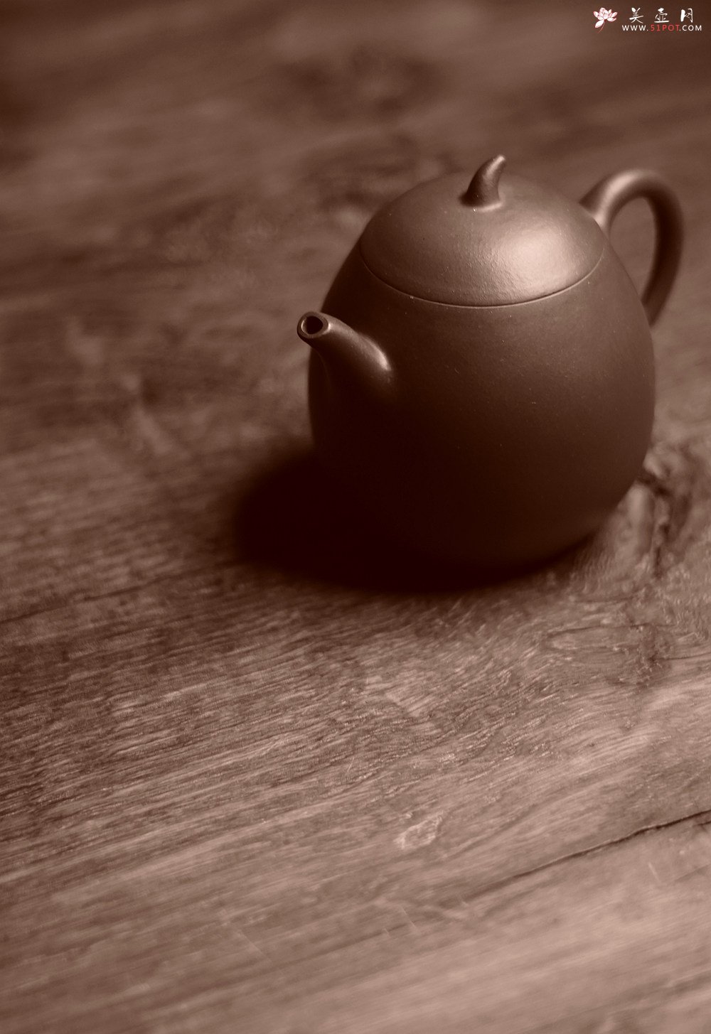 紫砂壶图片：王薇乙未年冬 娇小可人 神足趣浓 全手高茄 - 美壶网