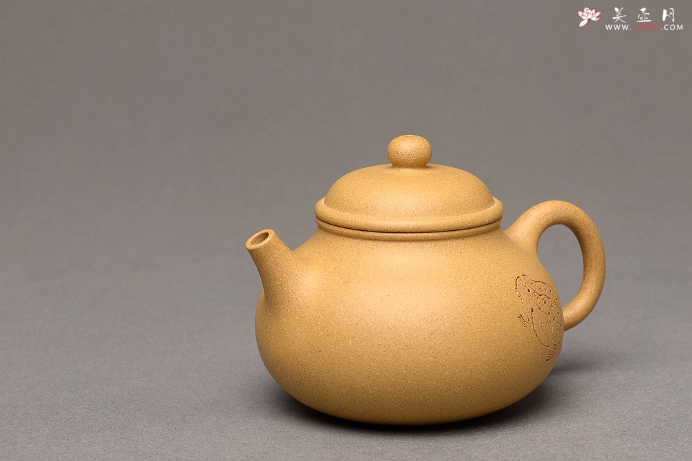 紫砂壶图片：壶中经典 古朴实用 杀茶利器 容天  - 美壶网