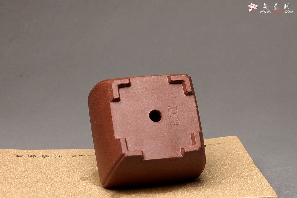 紫砂壶图片：张秋平全手四方花盆 美壶网回馈之作 更加漂亮  - 美壶网