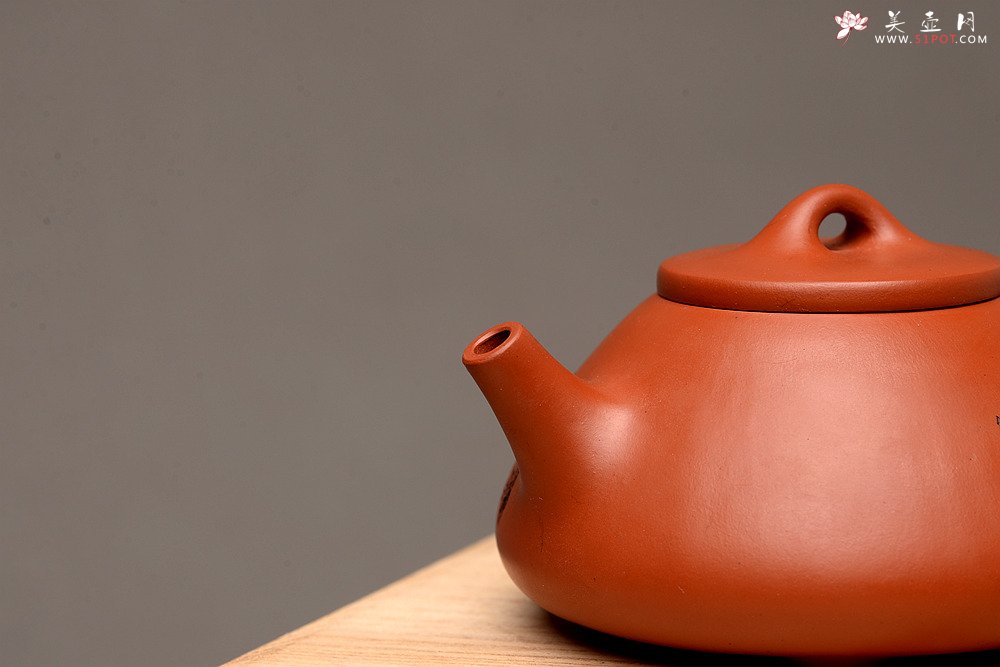 紫砂壶图片：实用有趣 原矿赵庄朱泥之全手子冶石瓢  - 美壶网