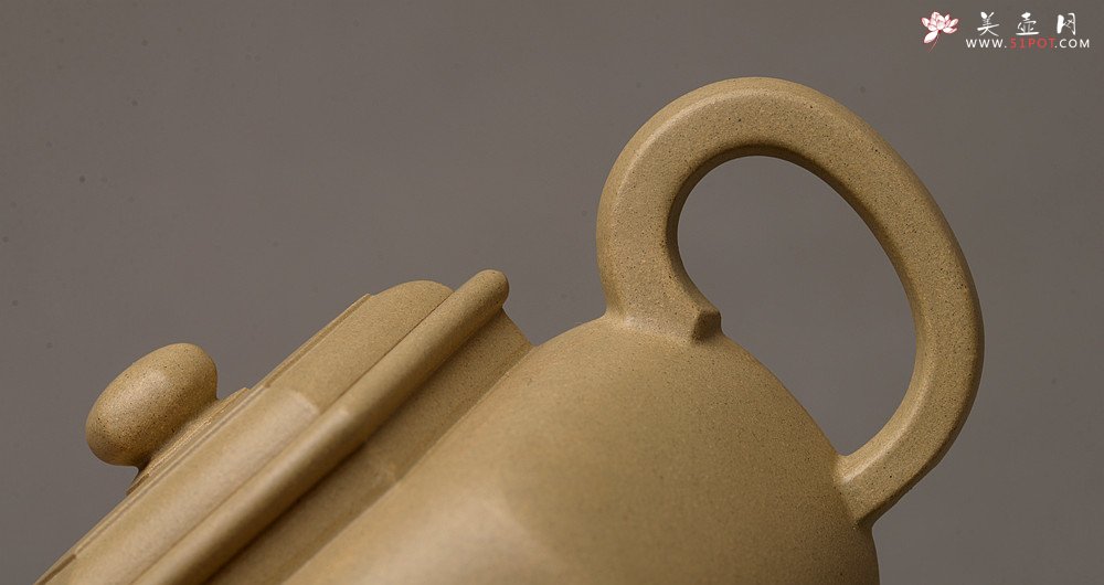 紫砂壶图片：优质本山段 型制精进 全手六方华樽 方器经典 俊秀耐品~工精 - 美壶网