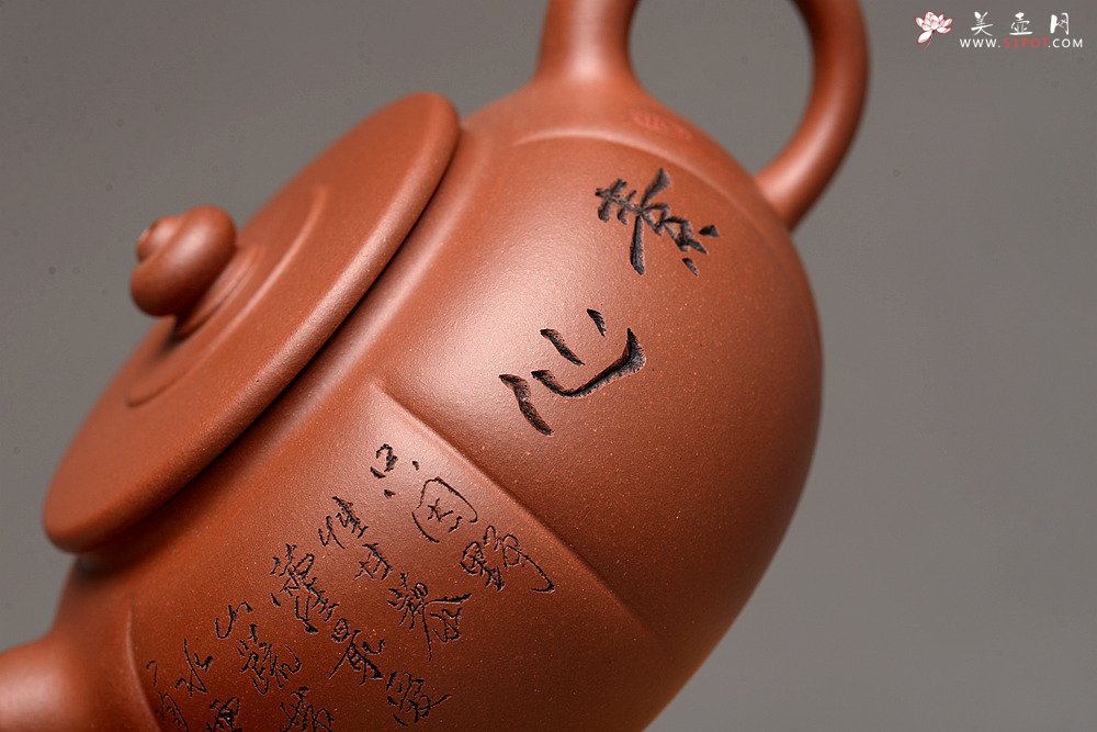 紫砂壶图片：钱伟刚最新作品 饱满 器形端庄 素心 - 美壶网