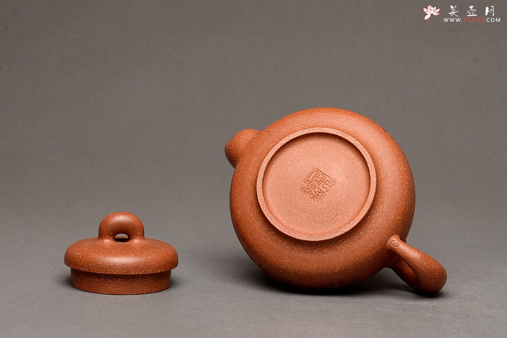 紫砂壶图片：精品 道洪风格 出水如柱 全手玉璧 获奖作品 - 美壶网