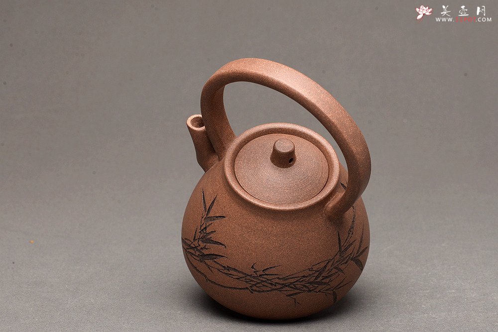紫砂壶图片：淞庐出品 全手佳作 文气十足~逸提 优质老段泥 - 美壶网