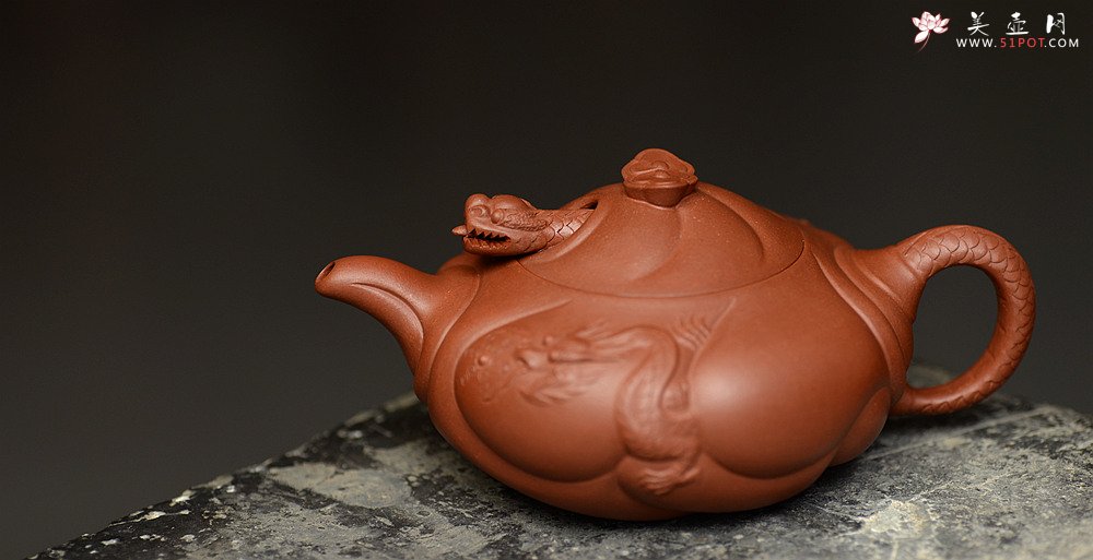 紫砂壶图片：精工之作 鱼化龙 别具风格~油润底槽青 鱼跃龙门 - 美壶网
