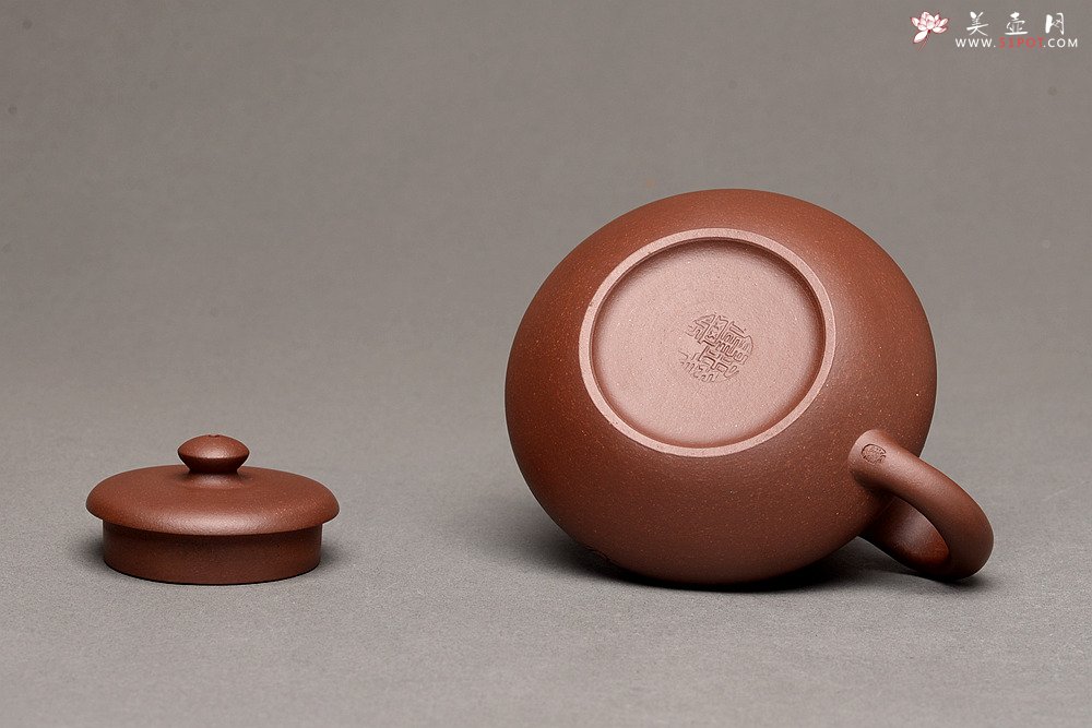 紫砂壶图片：钱伟刚新品 灵巧喜人 实用佳品 禅语 - 美壶网