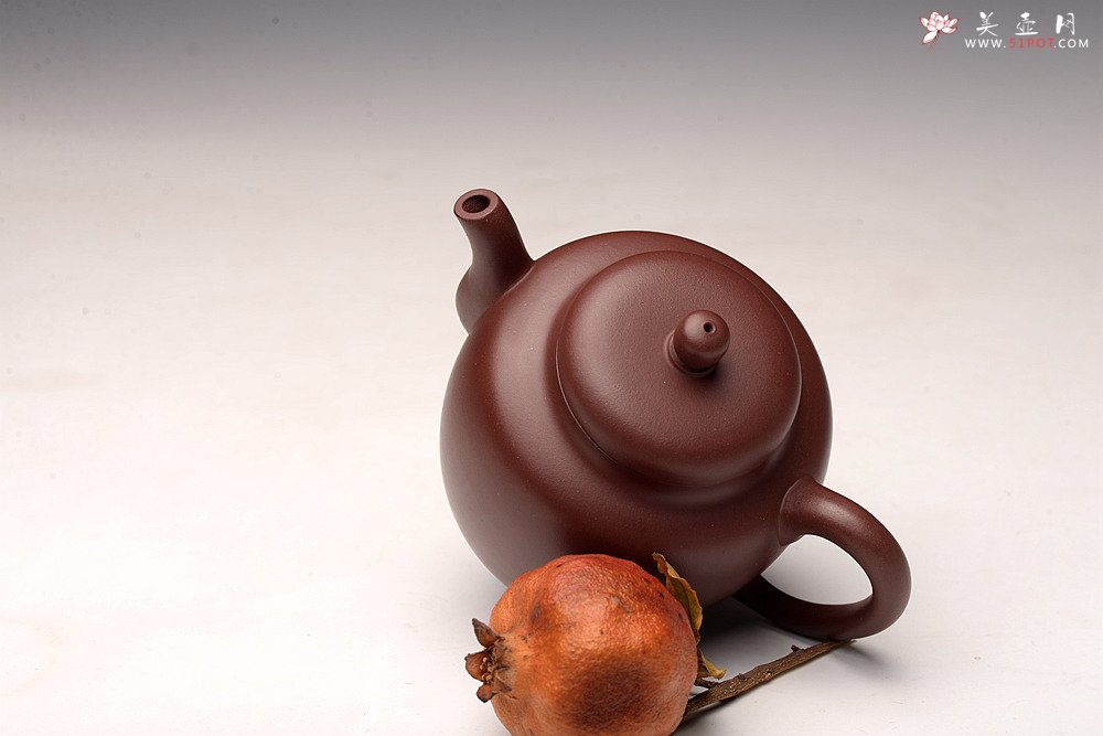 紫砂壶图片：美壶特惠 俞欣荣新作 圆润挺拔 高挑有力 高灯 - 美壶网