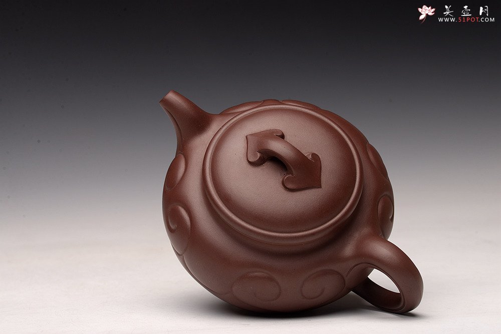 紫砂壶图片：顾小英丙申作品  优质老紫泥  仿古如意 大气稳重 - 美壶网