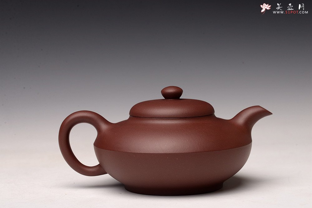 紫砂壶图片：俞欣荣乙未年初冬作品 器形古朴老味足 清式合欢 实用佳器 - 美壶网