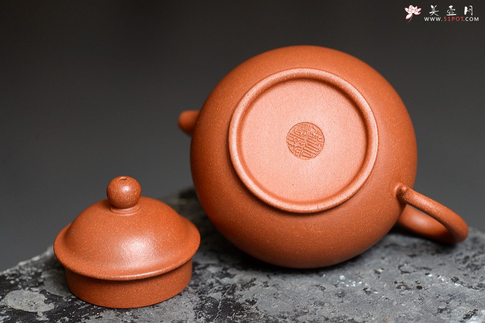 紫砂壶图片：超级实用油润降坡泥之潘壶 手工练泥仅此一把 - 美壶网