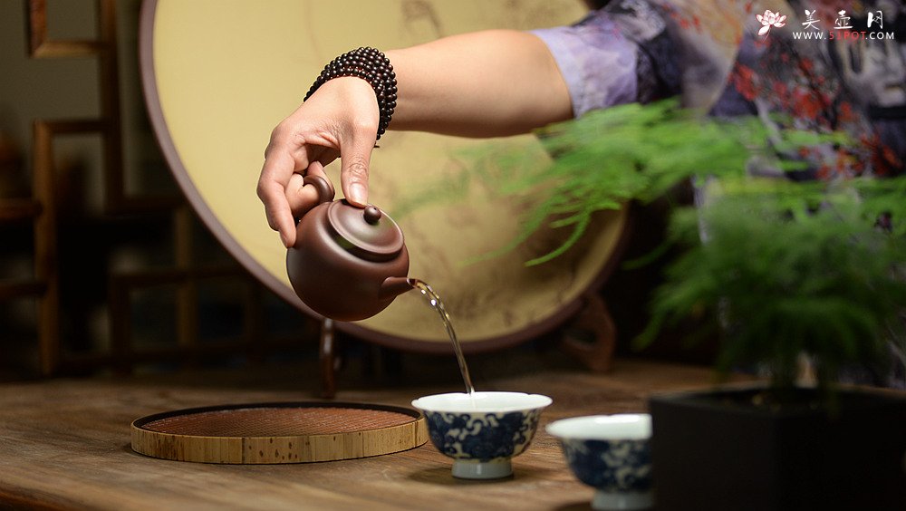 紫砂壶图片：徐正涛丙申春全手新作 摹古精品 造型简练 高线  清新优雅 - 美壶网