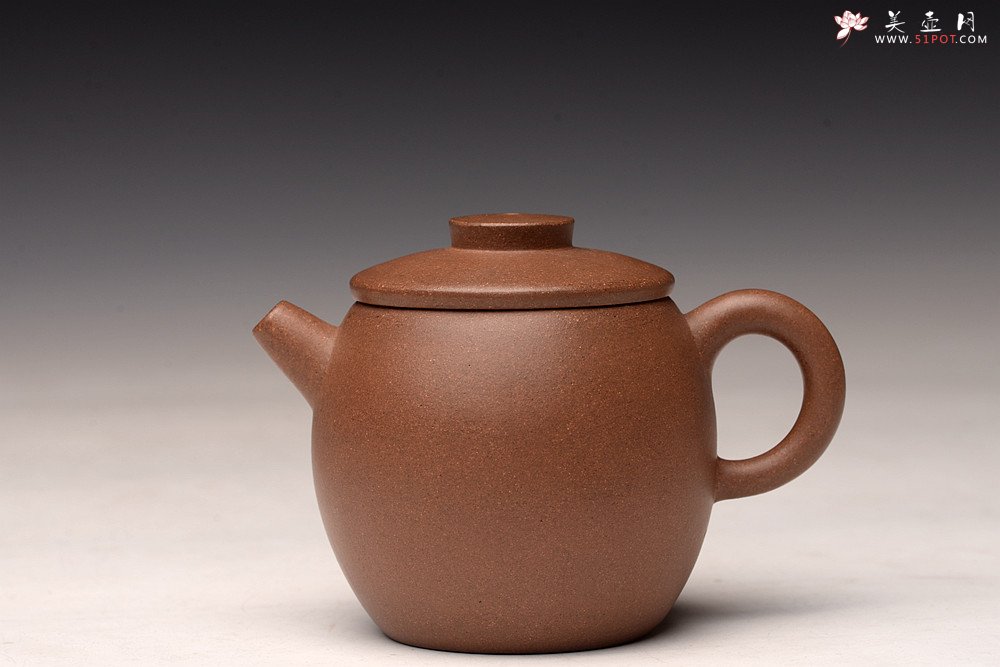 紫砂壶图片：耿其群全手作品 摹古巨轮 优质段泥 古朴拙雅 - 美壶网