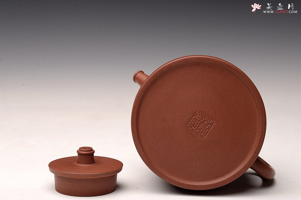 紫砂壶图片：全手摹古之作 汉铎 优质底槽青 典雅大方 - 美壶网