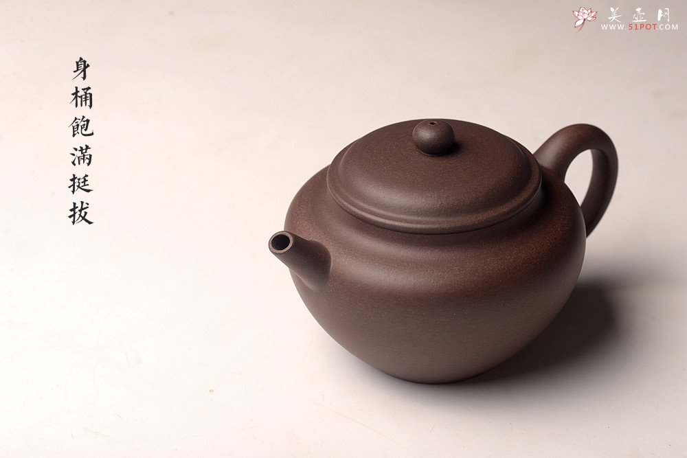 紫砂壶图片：邵春良老师供料 高温紫泥 全手摹古之抱翁 泥色沉稳 浑厚耐品~ - 美壶网