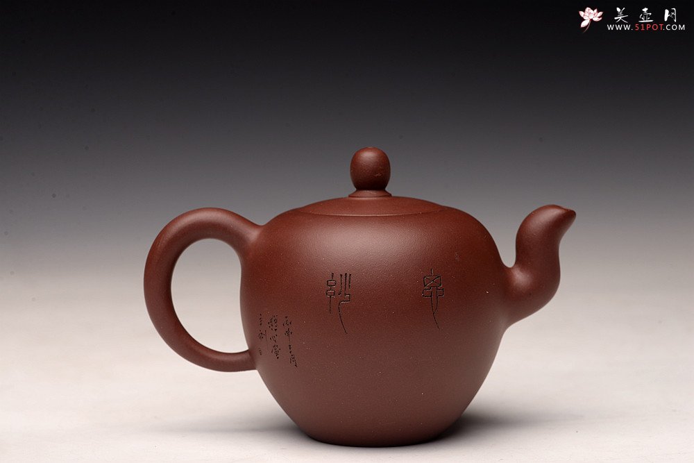 紫砂壶图片：饱满圆润 陈国良款式  一粒珠 游心堂主人装饰 - 美壶网