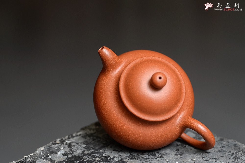 紫砂壶图片：超级实用油润降坡泥之潘壶 手工练泥仅此一把 - 美壶网
