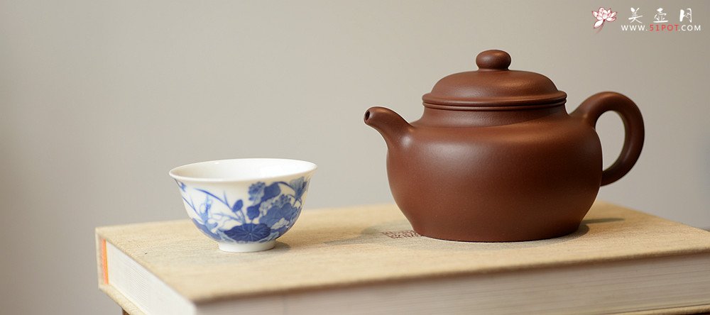 紫砂壶图片：周路健全手新作 传统实用 做工精致 高旭峰款大扁掇只 雄厚大气 - 美壶网